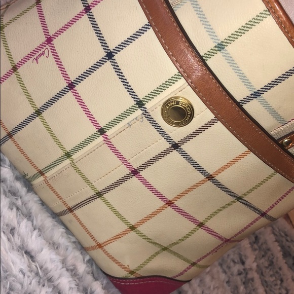 Unique coach. - Picture 3 of 4